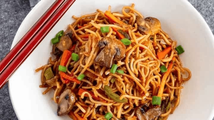 قیمت خرید نودل نیمه آماده لیوانی سبزیجات با فروش عمده